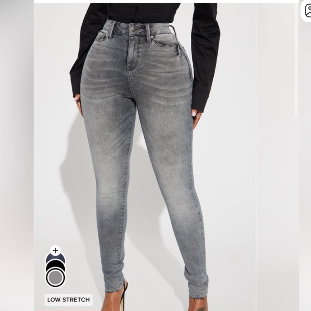 On The List Deluxe Stretch Skinny Jean